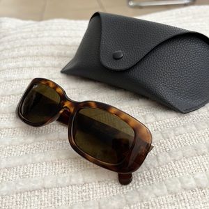 Ray ban tortoise shell sunglasses